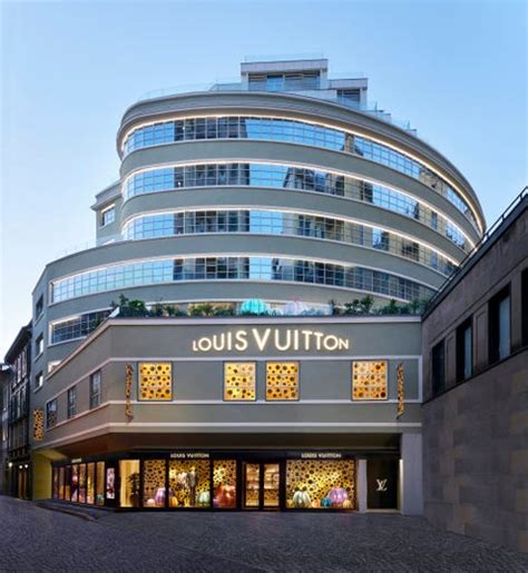 louis vuitton fiori milano|louis vuitton milano.